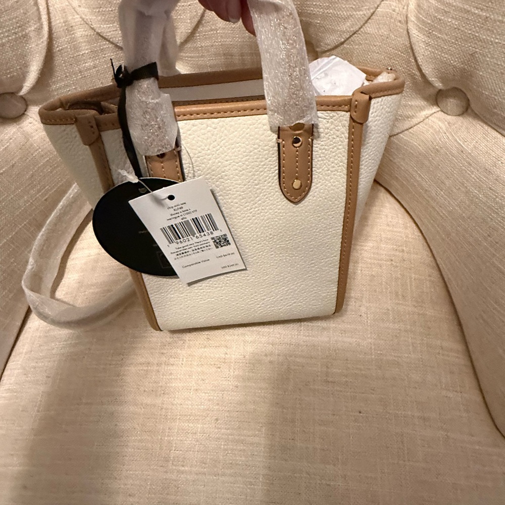 Kate Spade Chip and Dale small  NWT - Picture 5 of 6